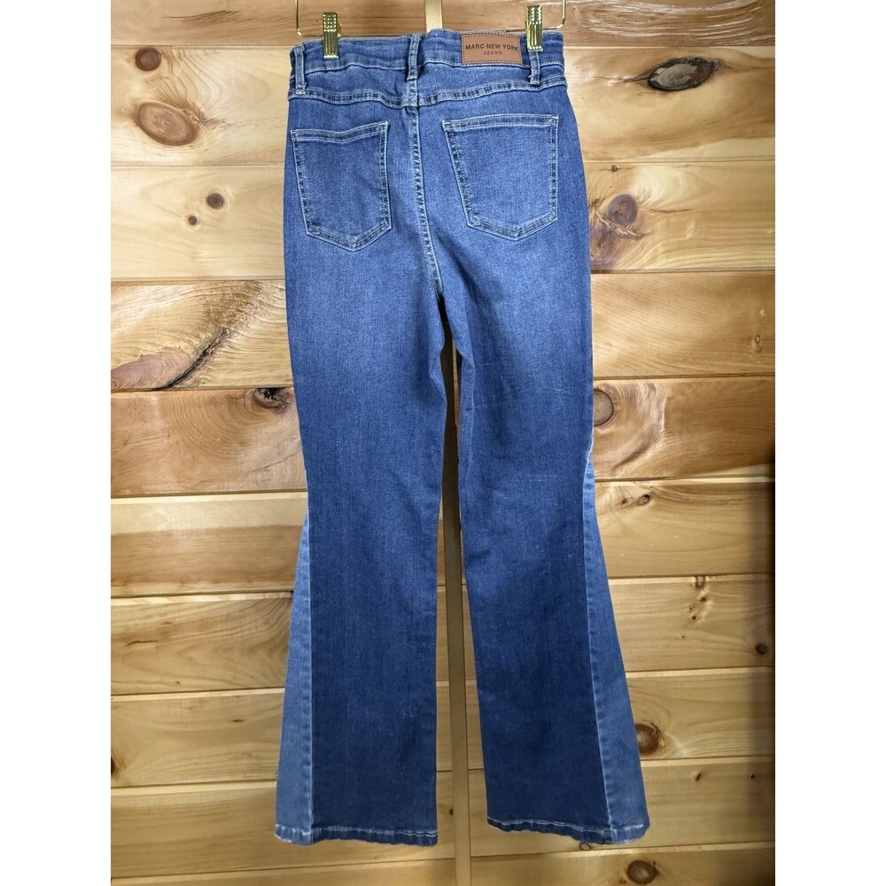 Marc New York Two-Toned Blue Flare Jeans Women’s Size 2 - Picture 5 of 6
